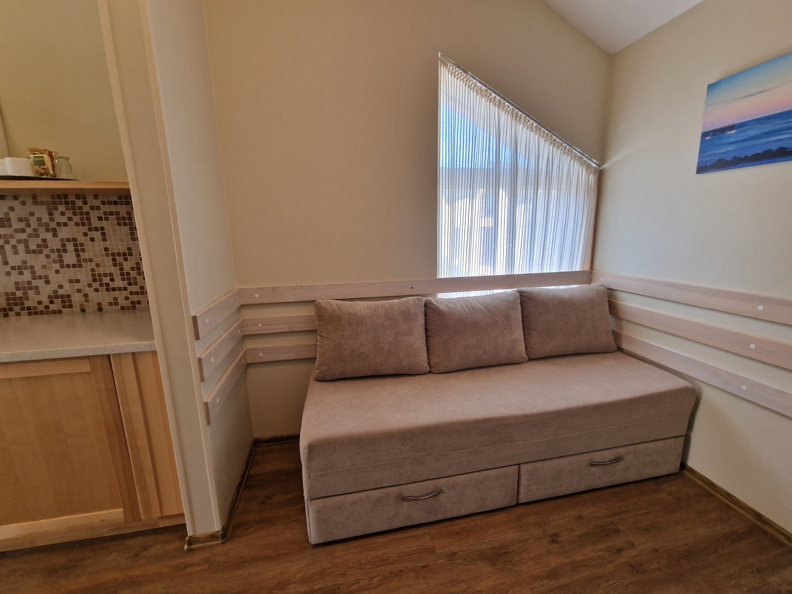 2 kambarių apartamentai su balkonu
