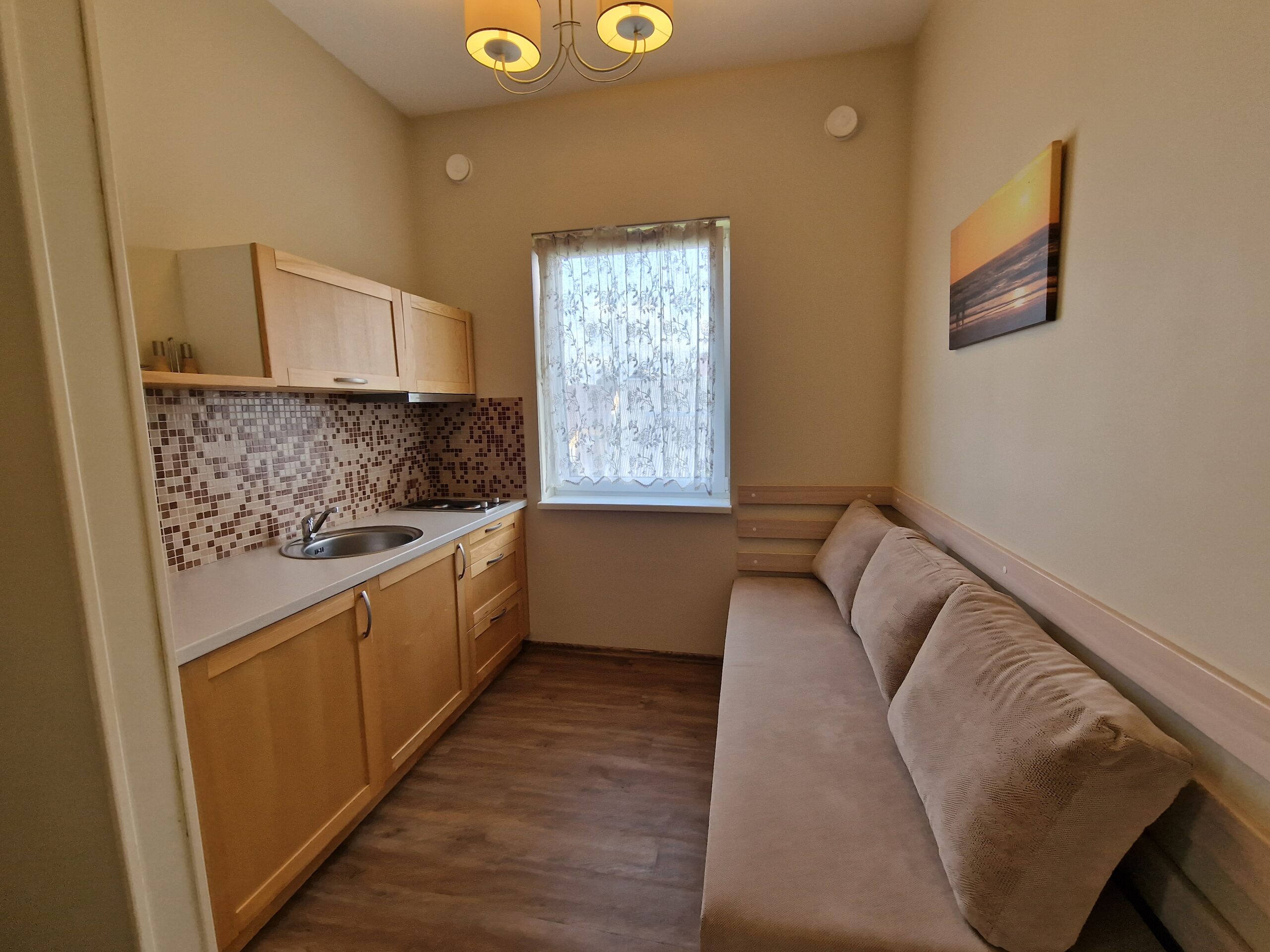 2 kambarių apartamentai su balkonu
